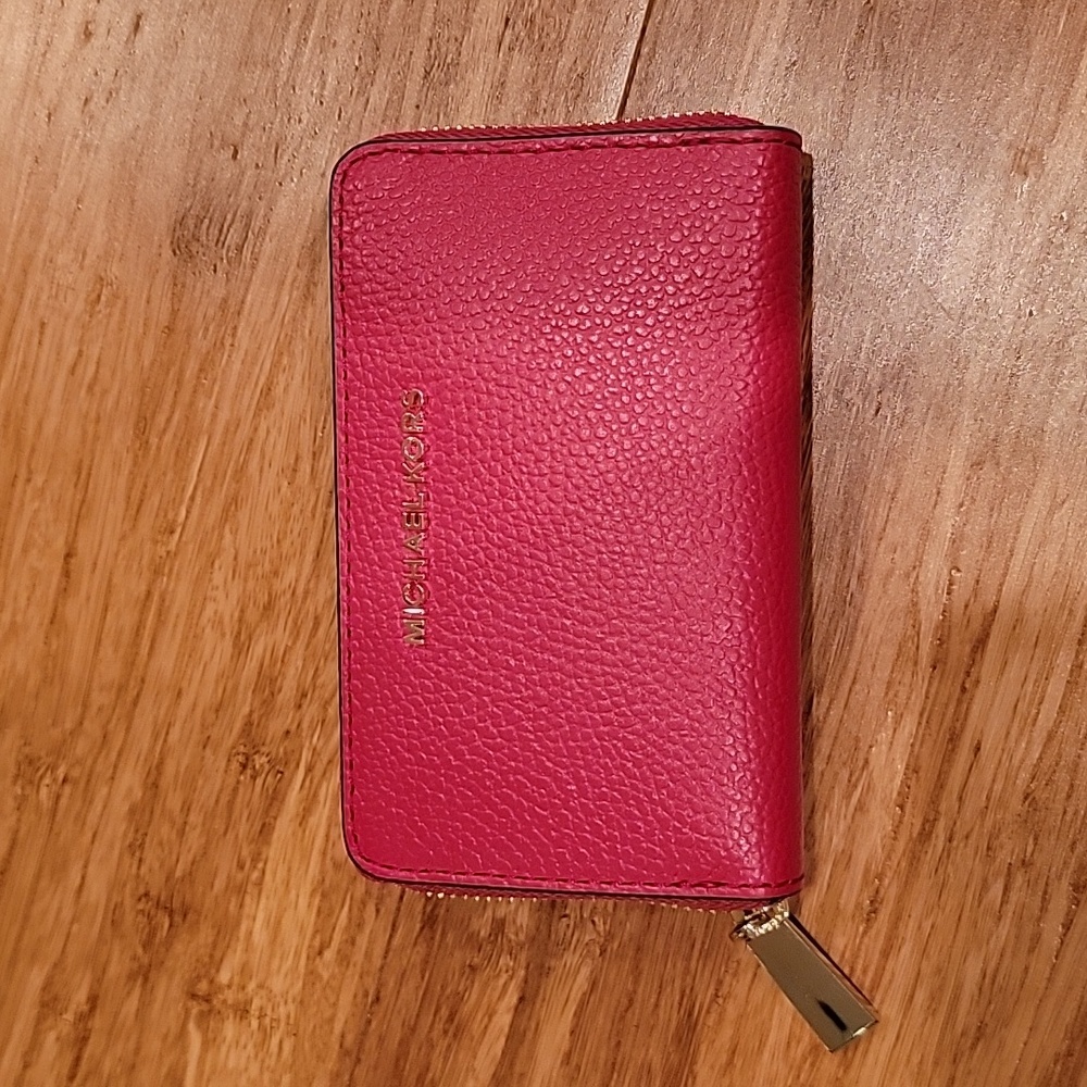 Michael Kors Jet Set Zip Card Case